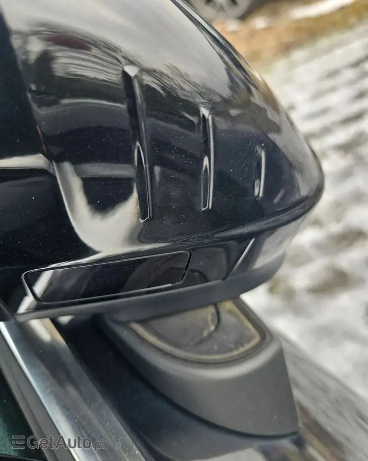 AUDI A4 Avant 40 TFSI S tronic