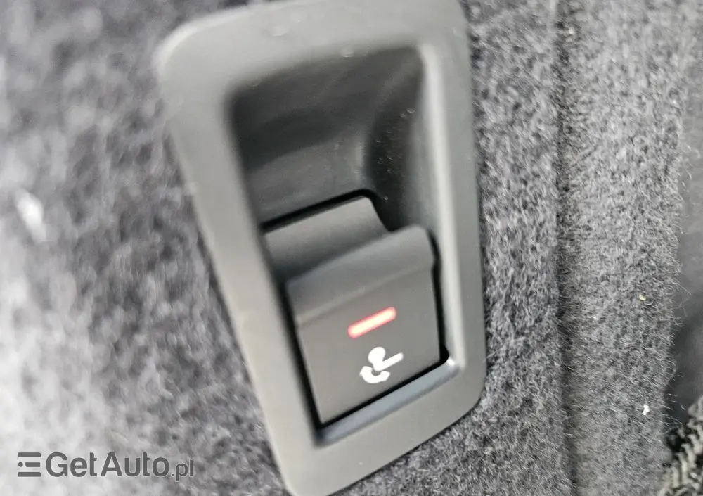 AUDI A4 Avant 40 TFSI S tronic