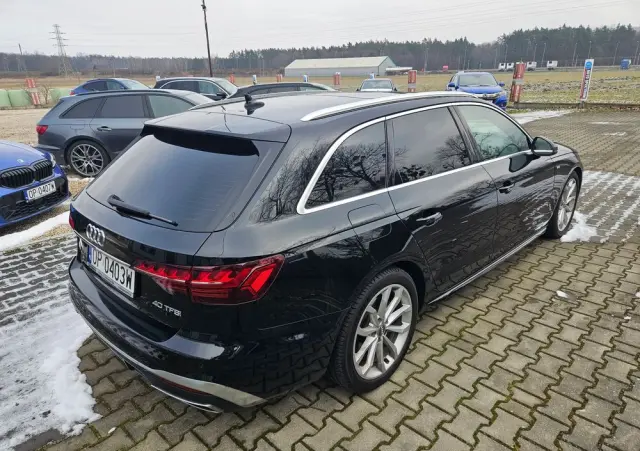 AUDI A4 Avant 40 TFSI S tronic