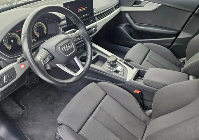 AUDI A4 Avant 40 TFSI S tronic