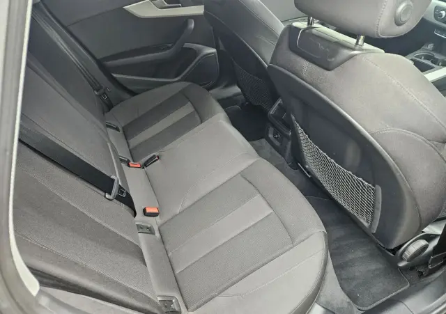 AUDI A4 Avant 40 TFSI S tronic