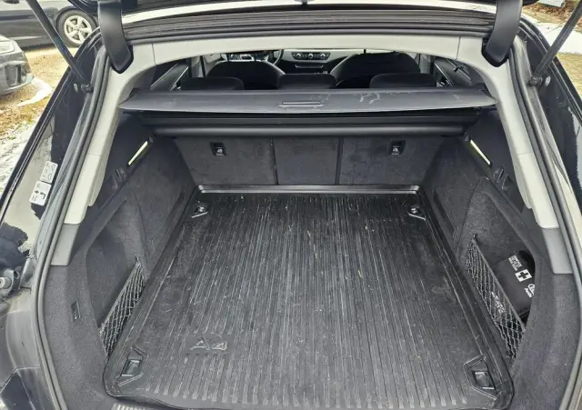 AUDI A4 Avant 40 TFSI S tronic