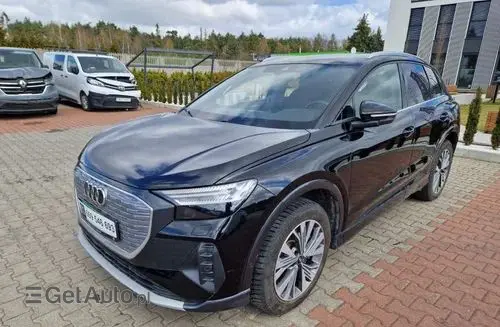 AUDI Q4 