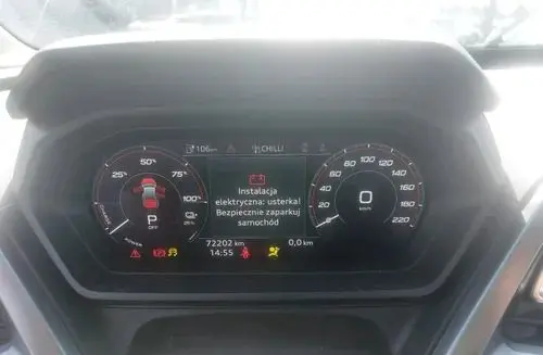 AUDI Q4 