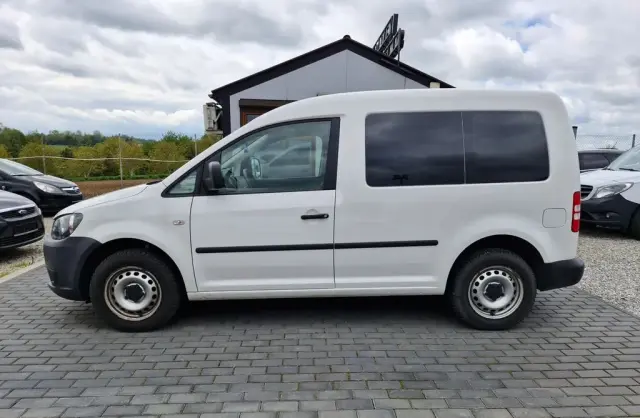 VOLKSWAGEN Caddy 