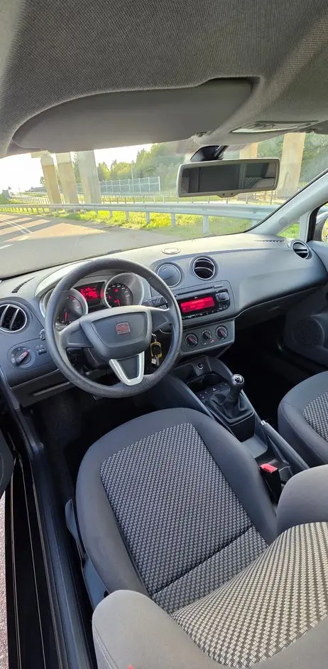 SEAT Ibiza SC 1.4 16V Reference