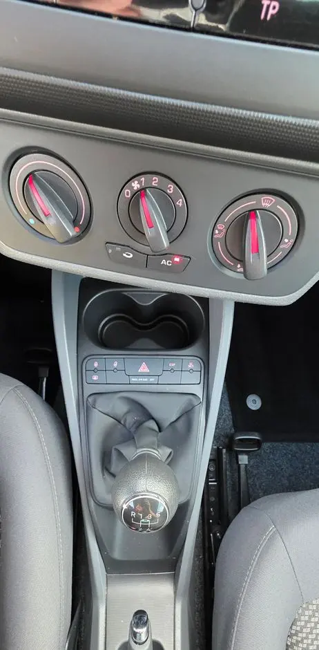 SEAT Ibiza SC 1.4 16V Reference