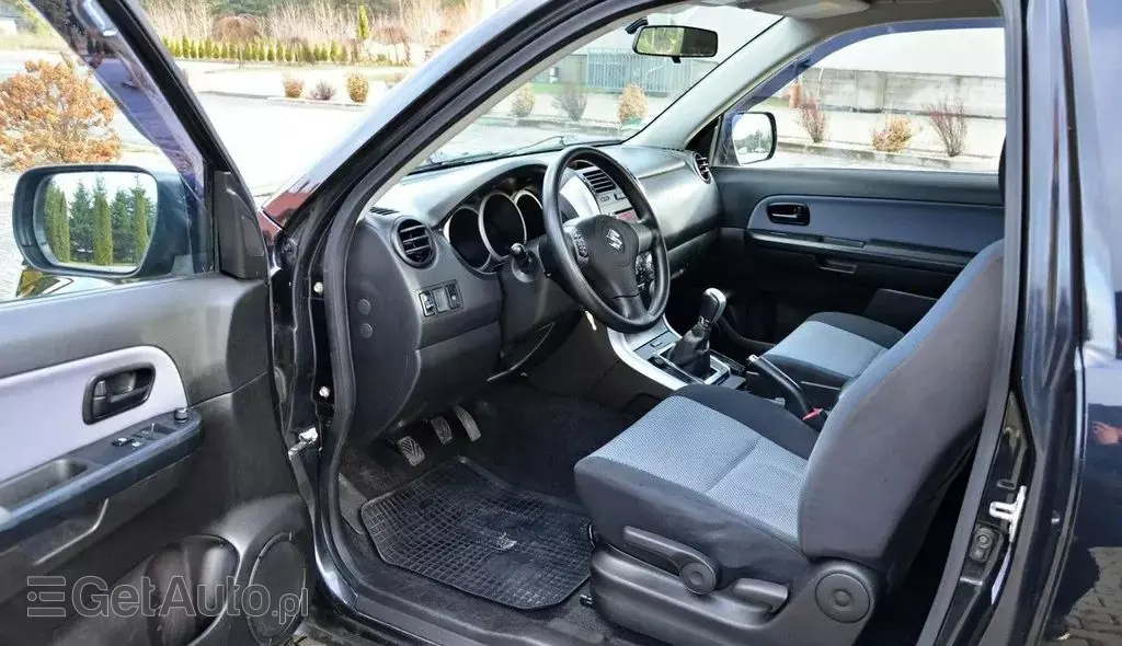 SUZUKI Grand Vitara 