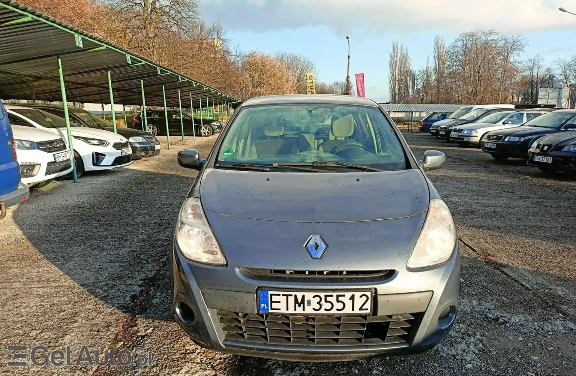 RENAULT Clio 