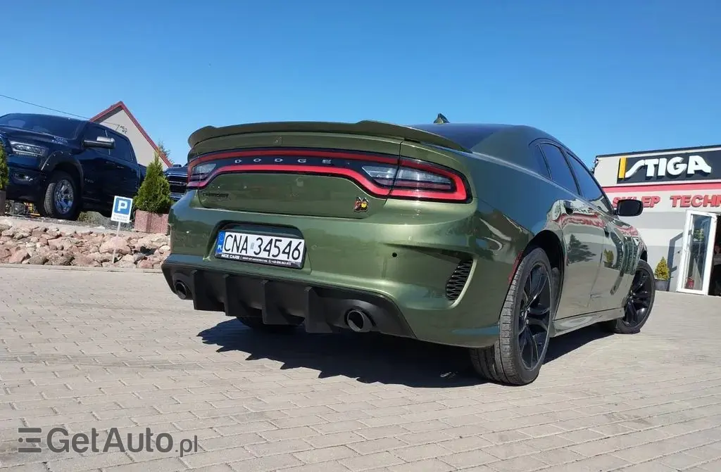 DODGE Charger 