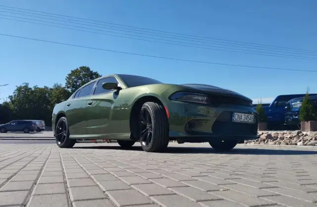 DODGE Charger 
