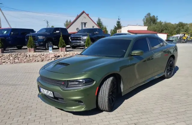 DODGE Charger 