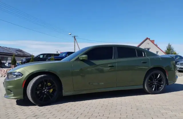 DODGE Charger 