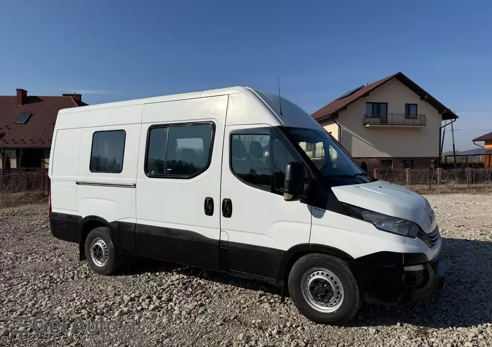 IVECO 35S16  L2H2 Blaszak Brygaduwka Doca 6 Osobowa   IGŁA 