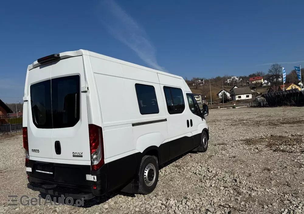 IVECO 35S16  L2H2 Blaszak Brygaduwka Doca 6 Osobowa   IGŁA 