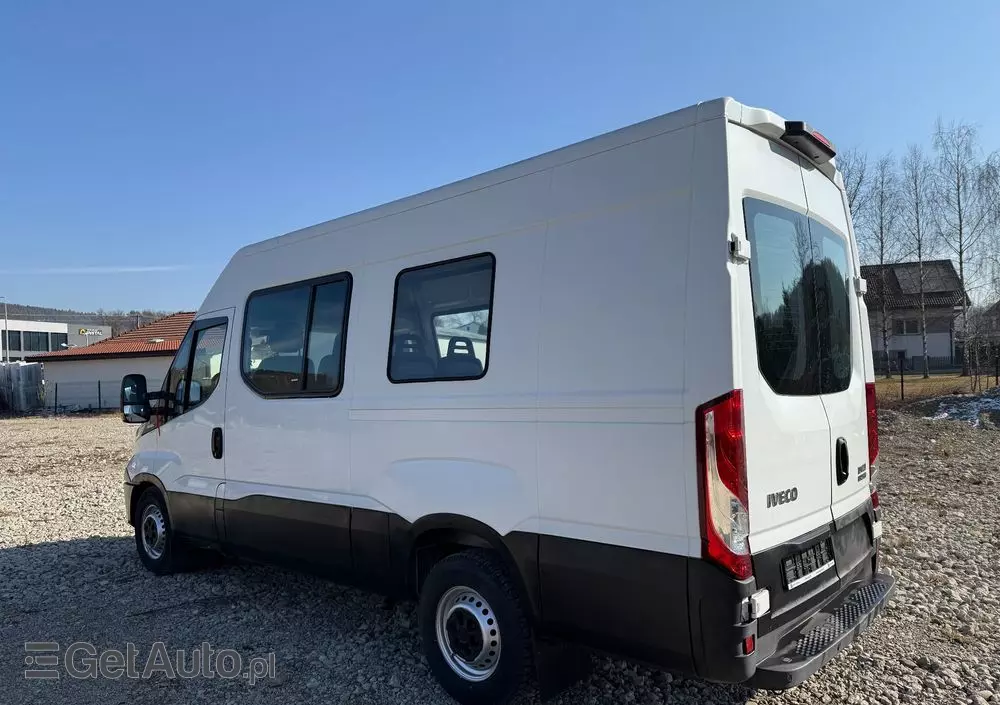 IVECO 35S16  L2H2 Blaszak Brygaduwka Doca 6 Osobowa   IGŁA 