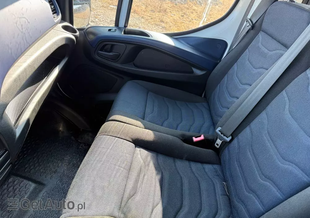 IVECO 35S16  L2H2 Blaszak Brygaduwka Doca 6 Osobowa   IGŁA 