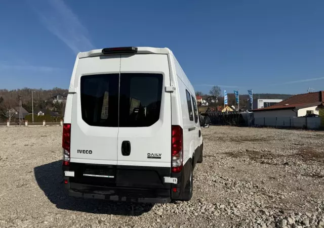 IVECO 35S16  L2H2 Blaszak Brygaduwka Doca 6 Osobowa   IGŁA 