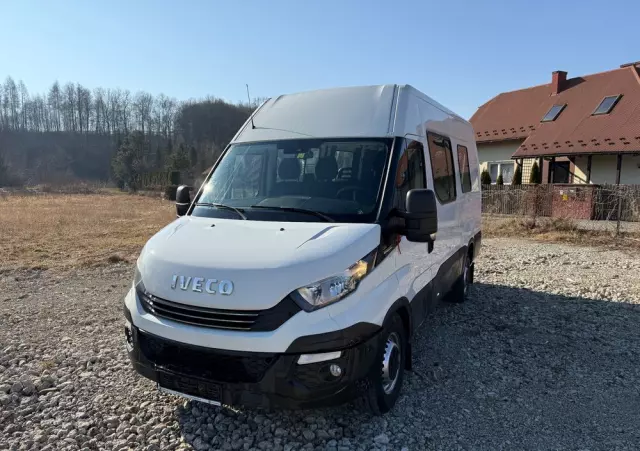 IVECO 35S16  L2H2 Blaszak Brygaduwka Doca 6 Osobowa   IGŁA 