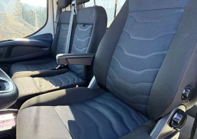 IVECO 35S16  L2H2 Blaszak Brygaduwka Doca 6 Osobowa   IGŁA 