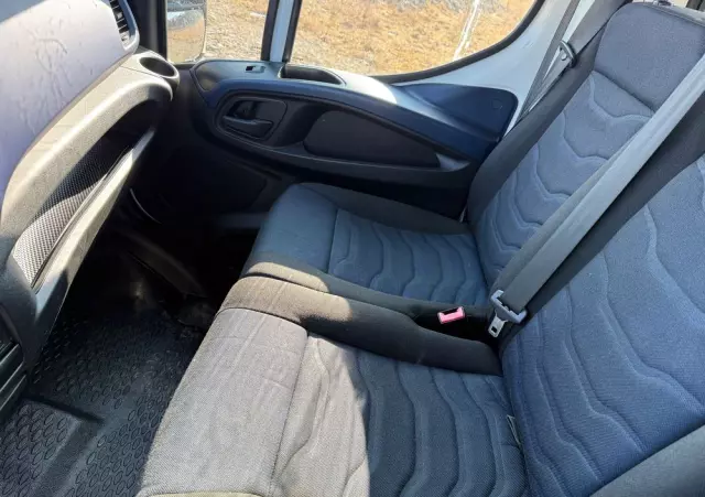 IVECO 35S16  L2H2 Blaszak Brygaduwka Doca 6 Osobowa   IGŁA 