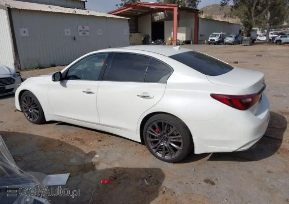 INFINITI Q50 