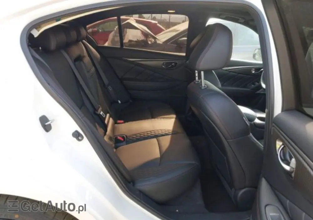 INFINITI Q50 