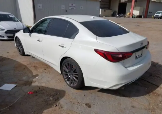 INFINITI Q50 