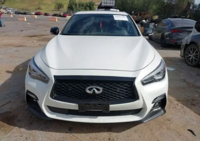 INFINITI Q50 