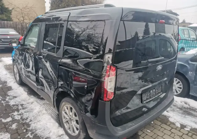 FORD Tourneo Courier 1.0 EcoBoost ACTIVE