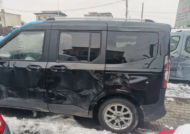 FORD Tourneo Courier 1.0 EcoBoost ACTIVE