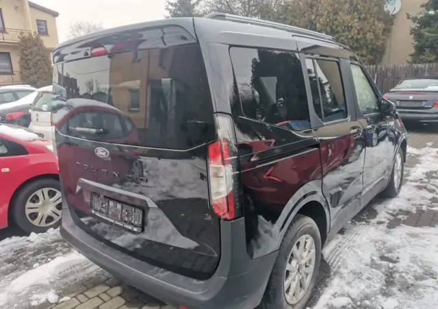 FORD Tourneo Courier 1.0 EcoBoost ACTIVE