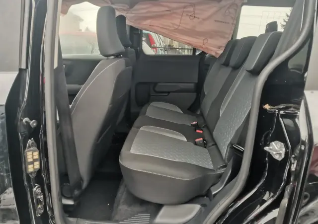 FORD Tourneo Courier 1.0 EcoBoost ACTIVE