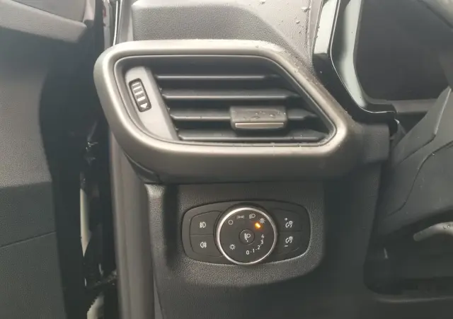 FORD Tourneo Courier 1.0 EcoBoost ACTIVE