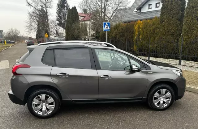 PEUGEOT 2008 