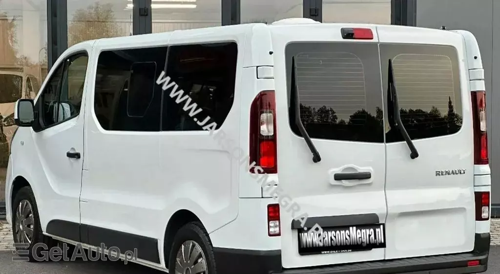 RENAULT Trafic 