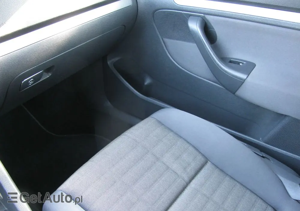 VOLKSWAGEN Golf 1.4 Tour Edition