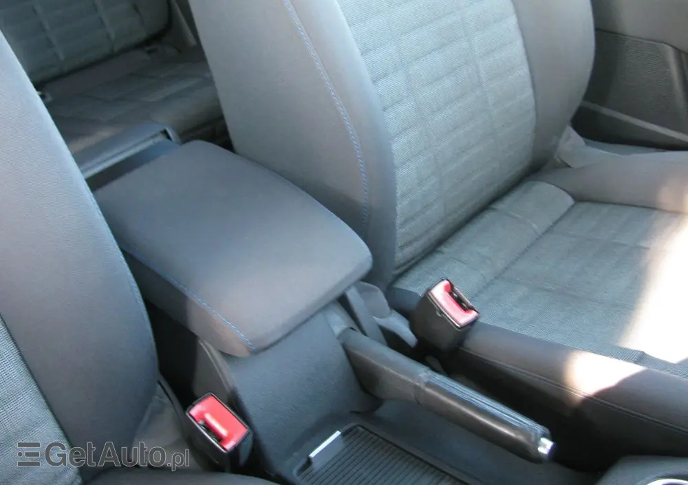 VOLKSWAGEN Golf 1.4 Tour Edition