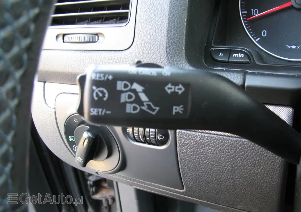 VOLKSWAGEN Golf 1.4 Tour Edition