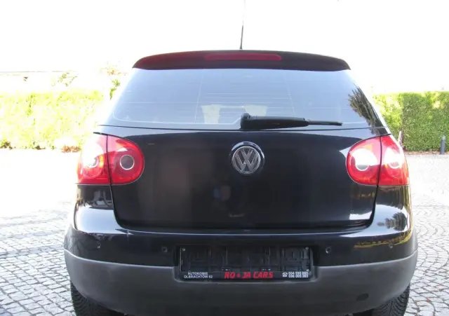 VOLKSWAGEN Golf 1.4 Tour Edition