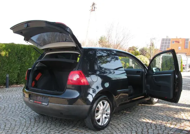 VOLKSWAGEN Golf 1.4 Tour Edition