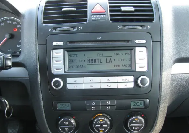 VOLKSWAGEN Golf 1.4 Tour Edition