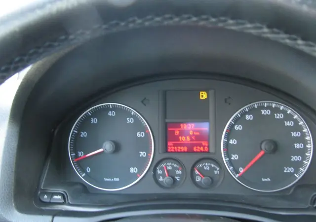 VOLKSWAGEN Golf 1.4 Tour Edition