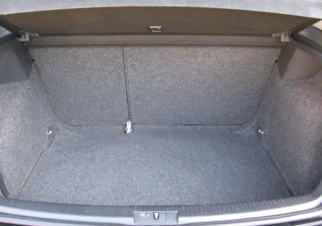 VOLKSWAGEN Golf 1.4 Tour Edition