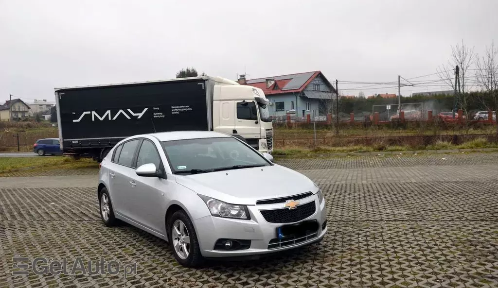 CHEVROLET Cruze 