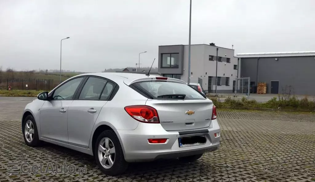 CHEVROLET Cruze 