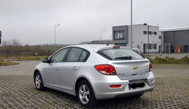CHEVROLET Cruze 