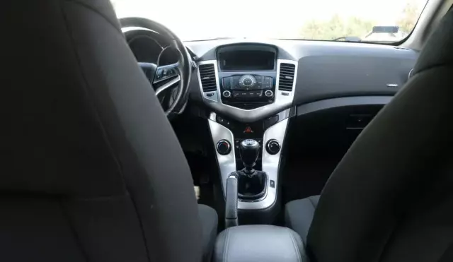 CHEVROLET Cruze 