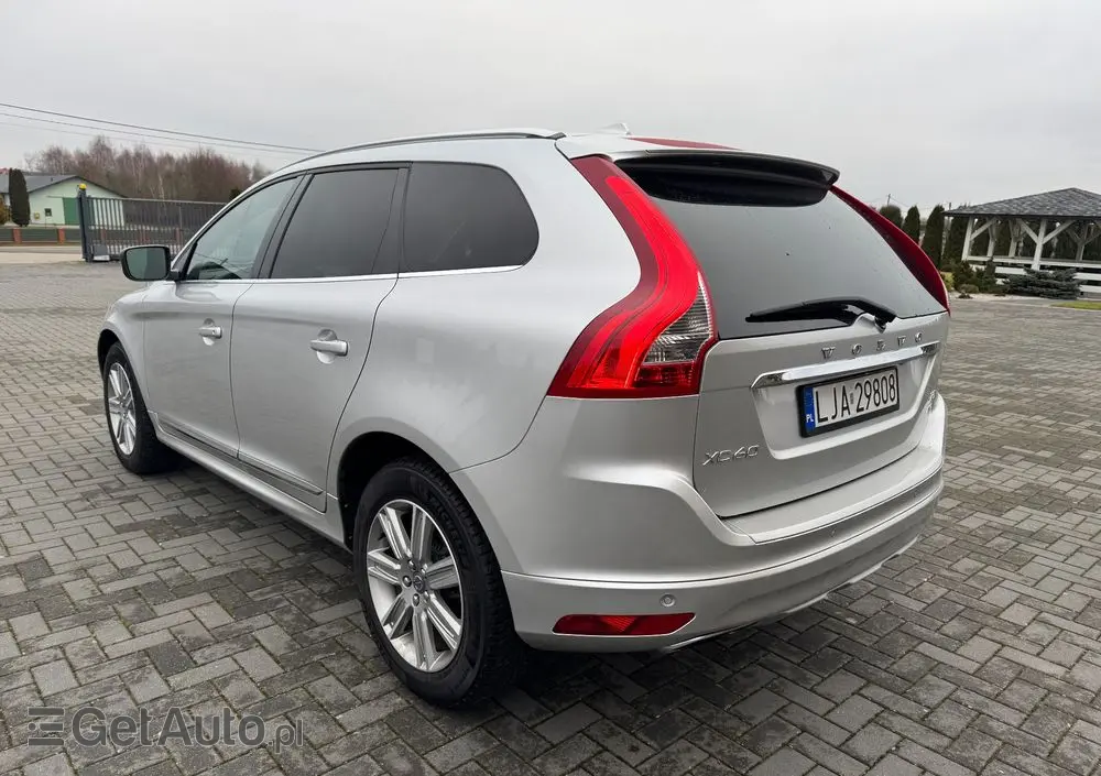 VOLVO XC 60 T5 AWD Geartronic Summum
