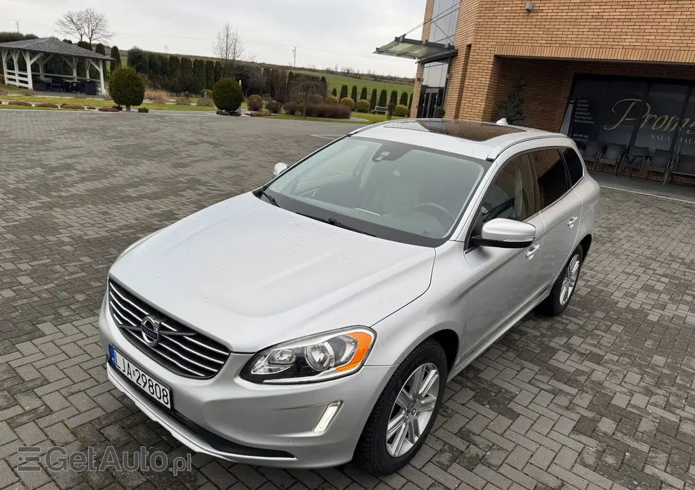 VOLVO XC 60 T5 AWD Geartronic Summum
